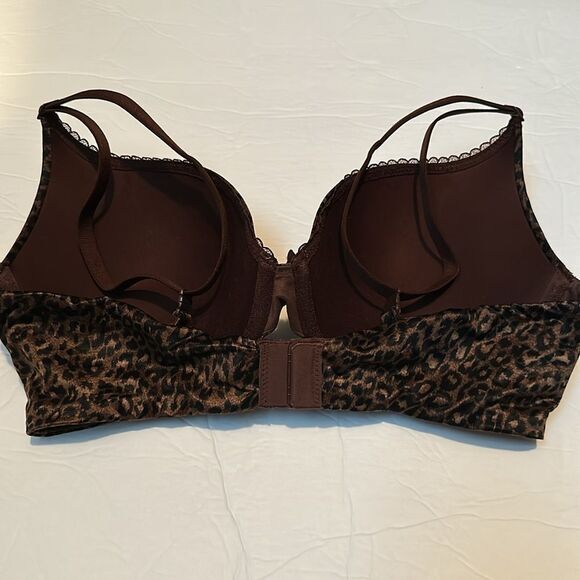 Body By Victoria Perfect Shape Push-Up Smooth Bra by Victoria's Secret 34D - Picture 8 of 11